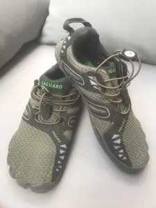 Beispiel von Unisex Saguaro Barfuß-Laufschuhen