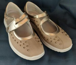 Beispiel von Kybun Schuhe für Damen